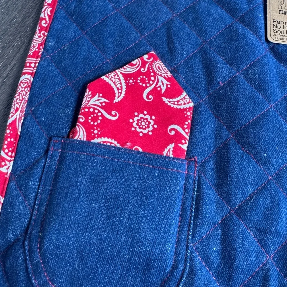 Country Corners Red Bandana & Denim Quilted Placemat Set, new with tags
